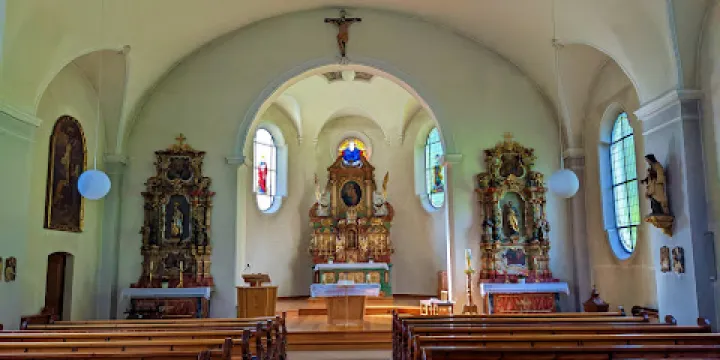 Kath. Pfarrkirche hl. Mutter Anna