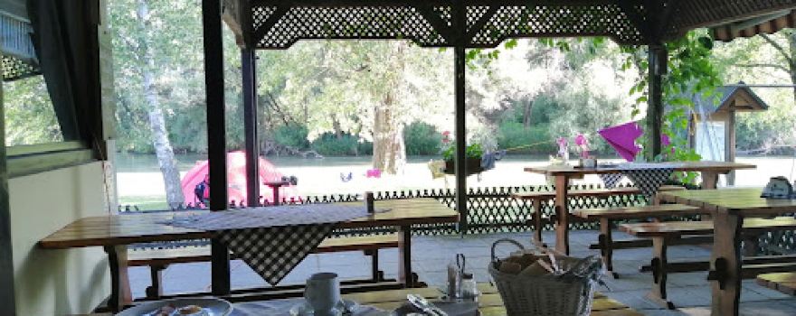 Cvika Camping & Restaurant