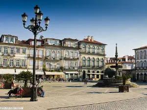 Chafariz do Largo de Camões