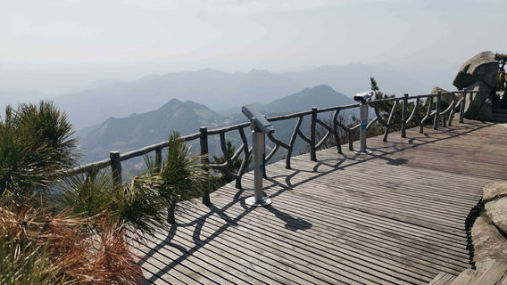 Dabie Mountain Thin Blade Peak Scenic Area - Viewing Platform