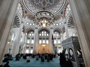 Muhsin Yazicioglu Cami