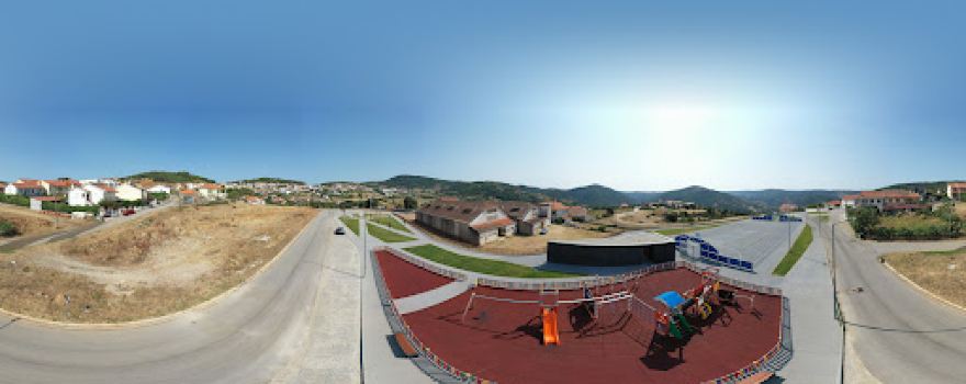 Parque de Jogos e Lazer do Bairro dos Cabeços