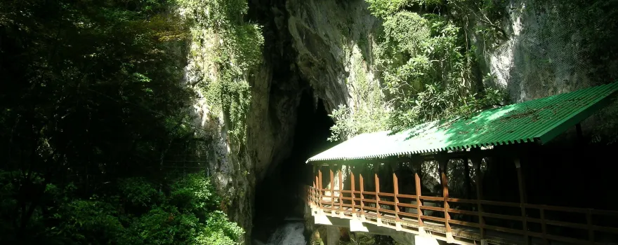 Akiyoshido Cave