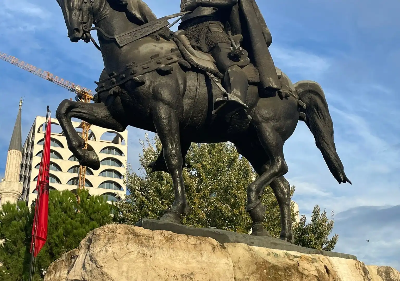Hotel in zona Skanderbeg Statue