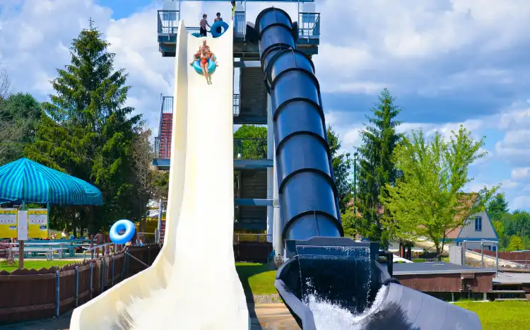 Hotels near Water Country Water Park