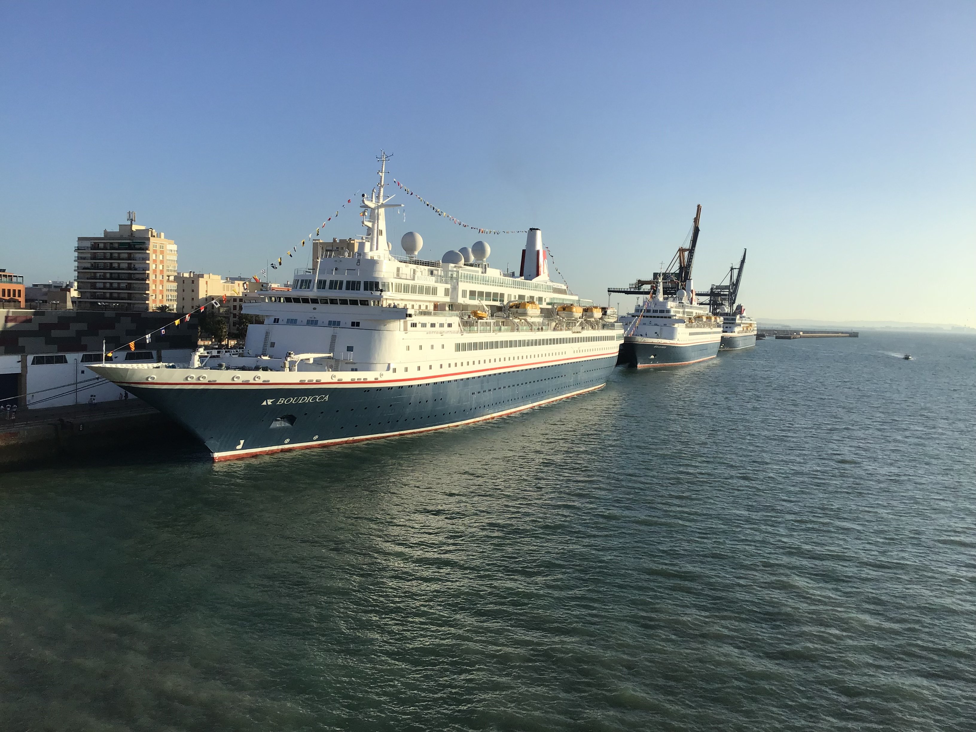 Fred's Marina Cruises Tickets [2025] - Promos, Prices, Reviews & Opening Hours
