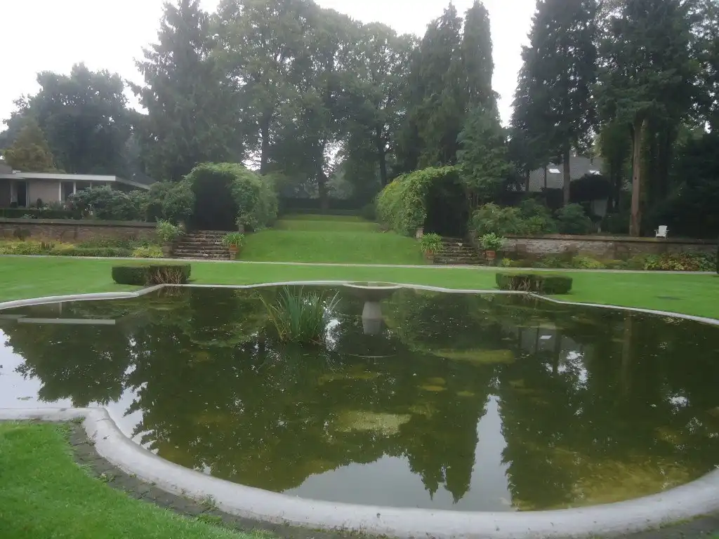 Hotels near Dieptetuin