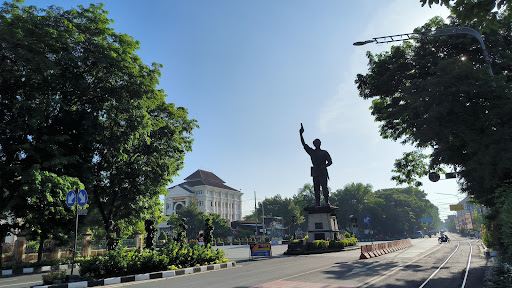 Slamet Riyadi Statue