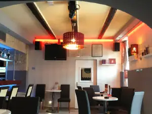 Arthur caffe-night bar