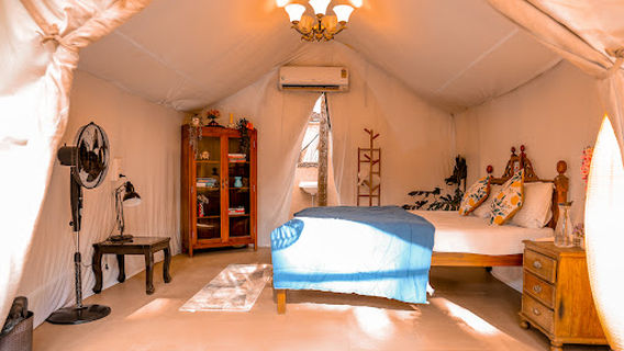 Moonstone Hammock Awas