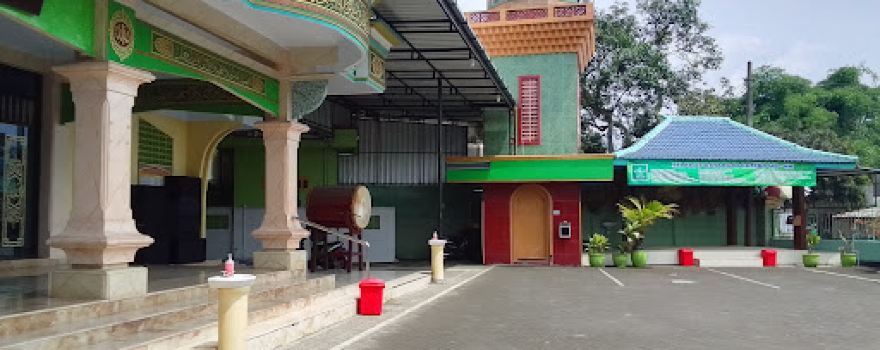 Masjid Besar Nurul Huda Randuagung