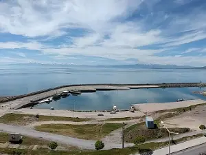 Erzen Hatun Sahil Parkı