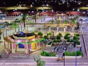 Hhday Square