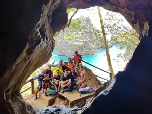 Kayangan Lake View Deck