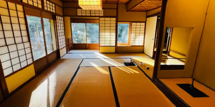 宮中庭院