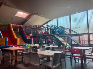 Kinder Regenbogenland