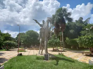 Plaza German Bush