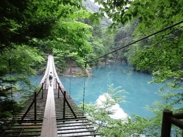 Hotel dekat Yume no Tsuribashi Suspension Bridge