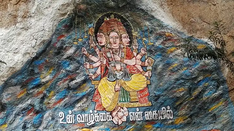 Hotels near Sree Subrahmanya Swami Temple Payyanur