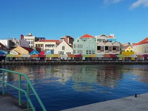 Ponte di barche Regina Emma