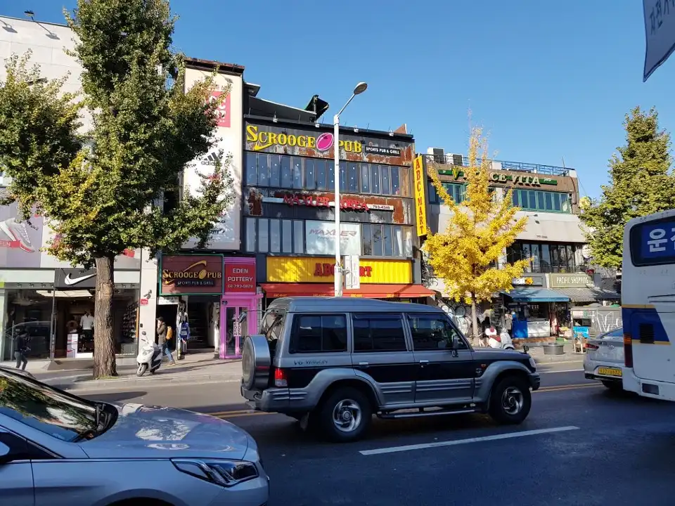 3_Itaewon-dong