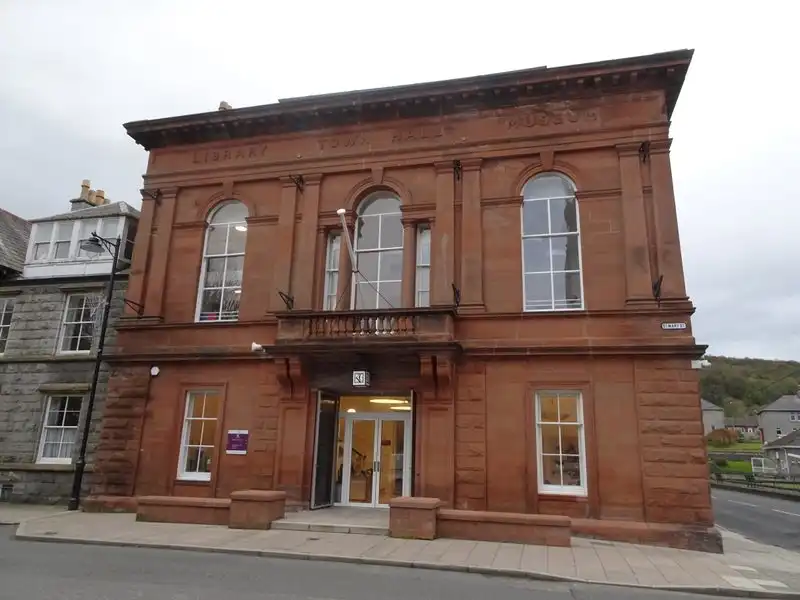 Отели рядом с достопримечательностью «Kirkudbright Town Hall»