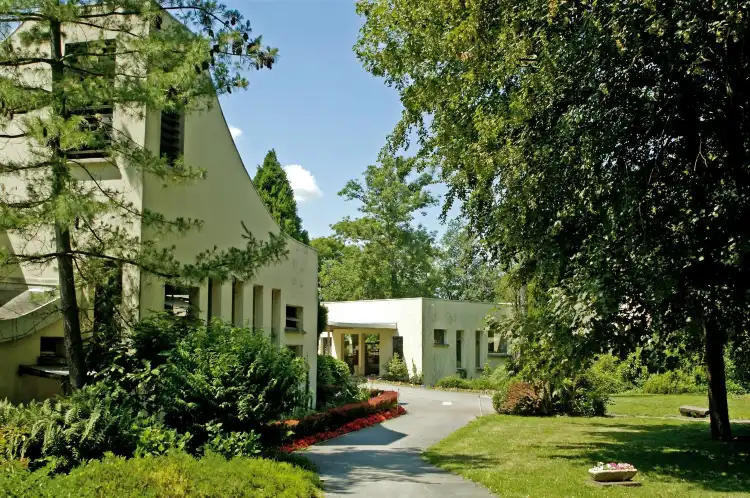 Hôtels à : Saint-Germain-sur-École