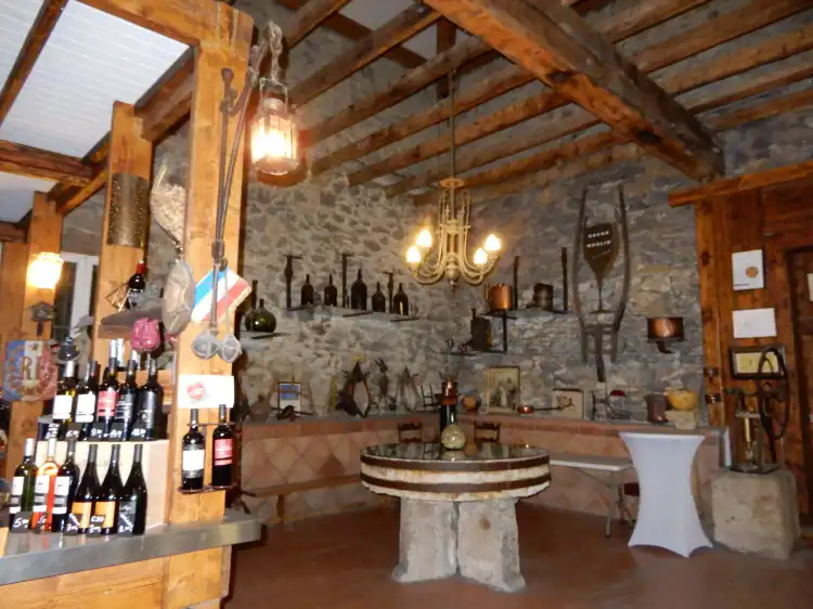 Hôtels à : Lézignan-Corbières