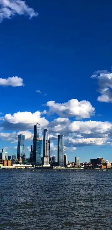 โรงแรมในวีฮอว์เคน