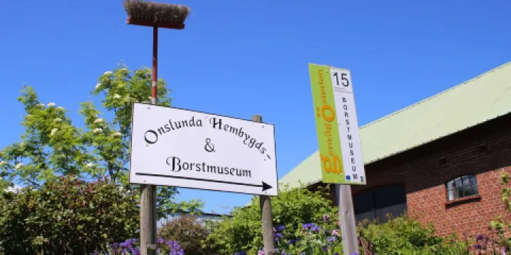 Onslunda Hembygds- och borstmuseum