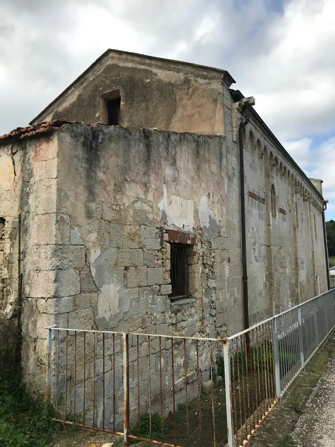 Hotels near Chiesa di San Michele di Plaiano