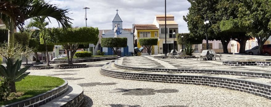 Estátua de Nossa Senhora da Conceição