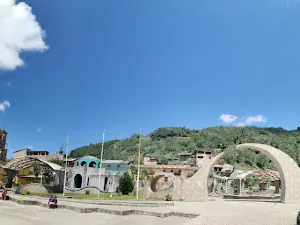 Plaza principal Distrito De Ninabamba