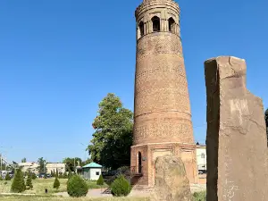 The Uzgen Minaret