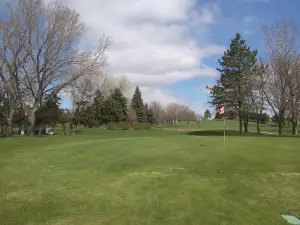 Britton Country Club