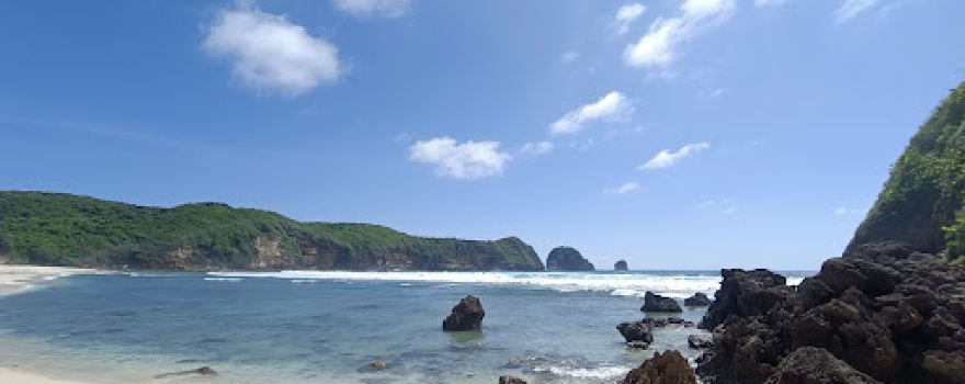 Ujung Gulf Beach