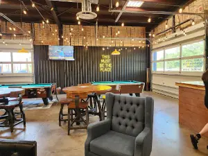 Lizzie's Axe Throwing, Pool, Darts, Arcade and Bar - Brighton