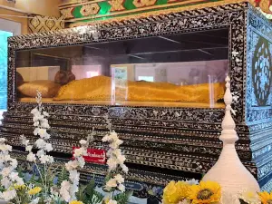 Wat Khao Tham Bunnak