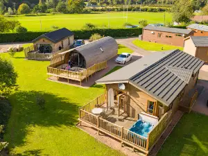 Braidhaugh Holiday Lodge & Caravan Park