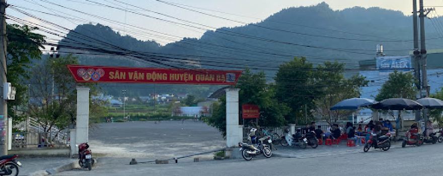 Sân Vận Động Huyện Quản Bạ