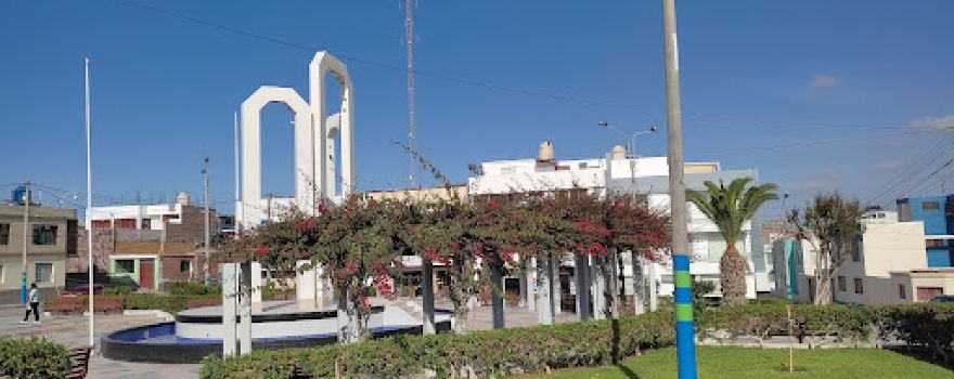 Plaza De Mejia