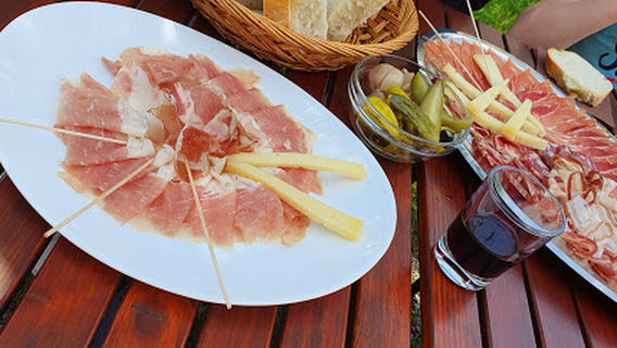 Izletniška kmetija Kosmina