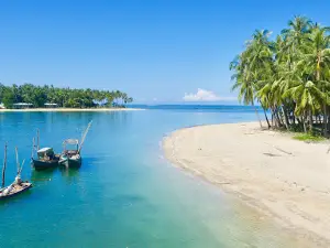 Shwe Thaung Yan Beach