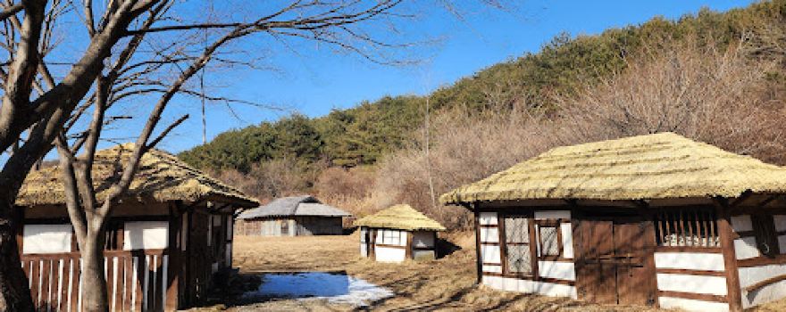 Hwawangsan thatched field