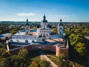 Monastyr Ordena Bosykh Karmelitiv