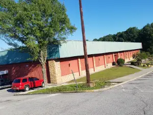 Royal Z Lanes-Spring Valley