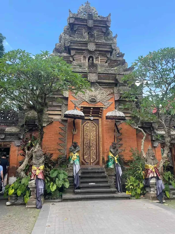 4_Ubud Palace