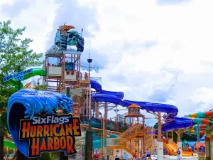 Six Flags Hurricane Harbor Oaxtepec
