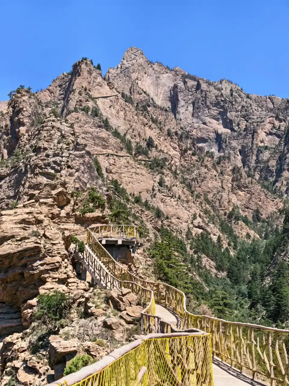 4_Ning Xia Helan Mountain National Forest Park