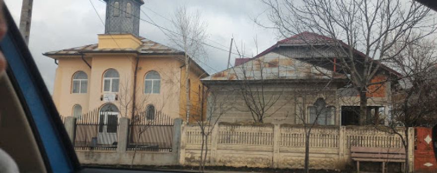 Biserica Adventistă Peretu 1